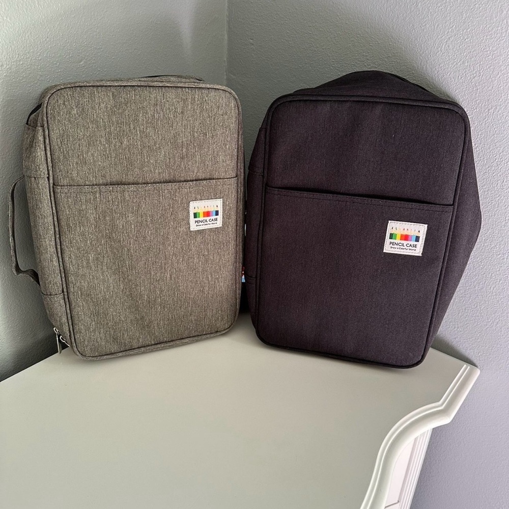 Set in Gray and Black